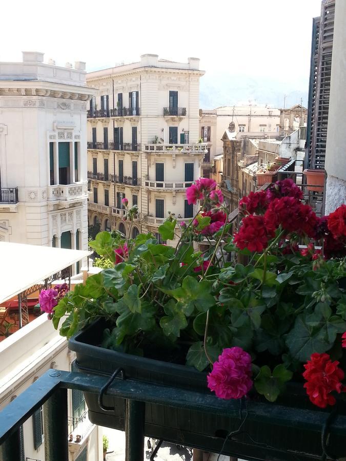 Ai Lattarini House Bed & Breakfast Palermo Exterior photo