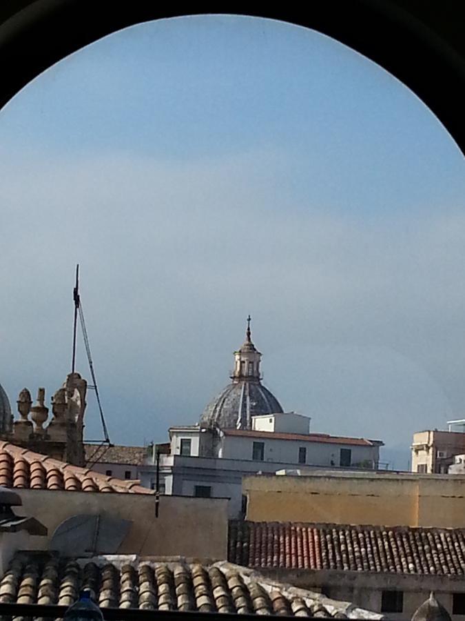 Ai Lattarini House Bed & Breakfast Palermo Exterior photo